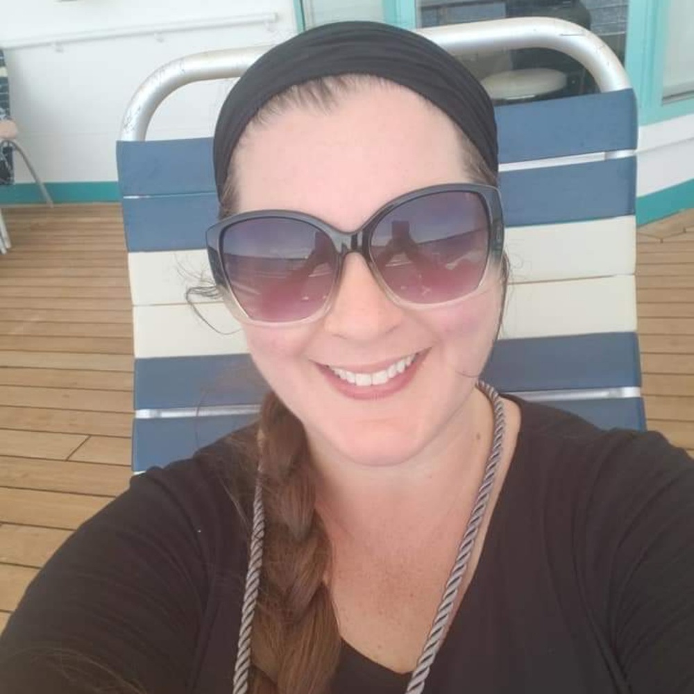 Meet your Posher, Shana